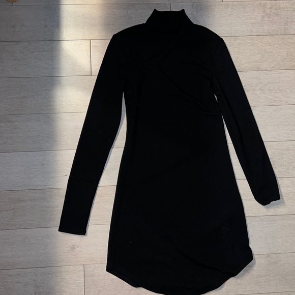 3/25$💓 Forever21 Black Turtleneck Bodycon mini dress - Picture 4 of 5